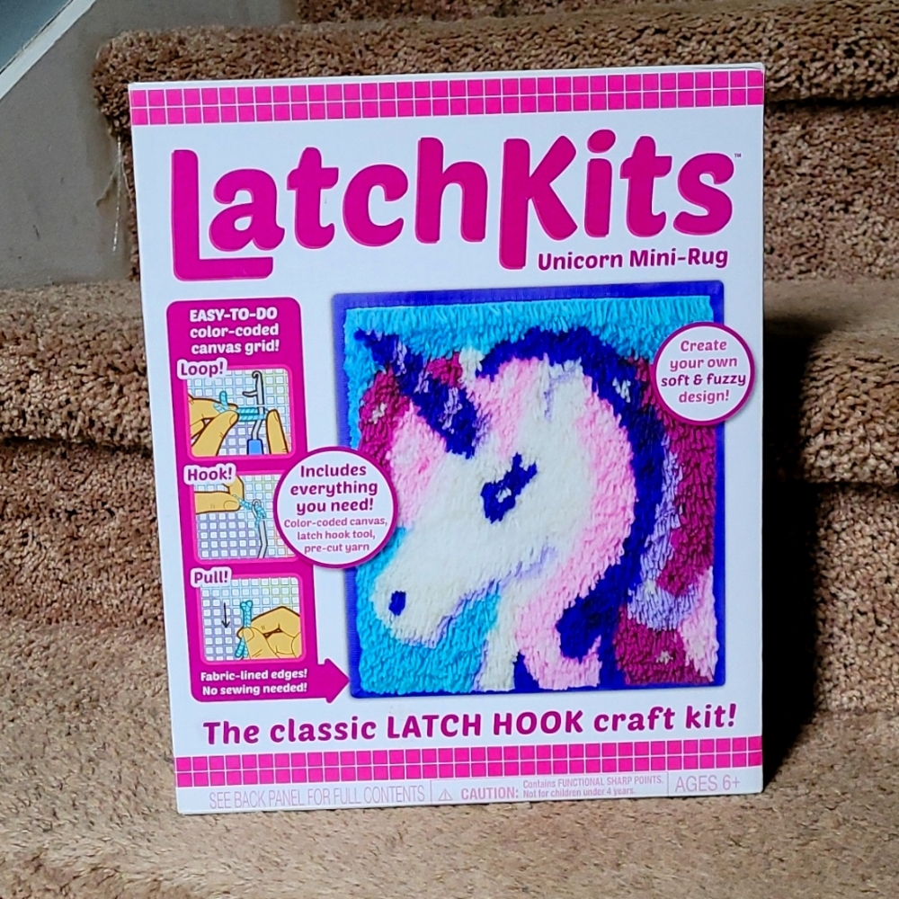 D.I.Y Latch kit unicorn mini rug